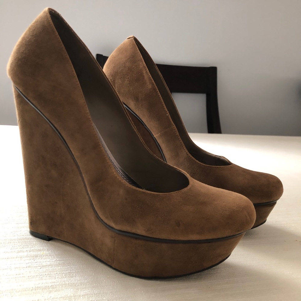 Steve Madden Suede Wedge Platform Heels